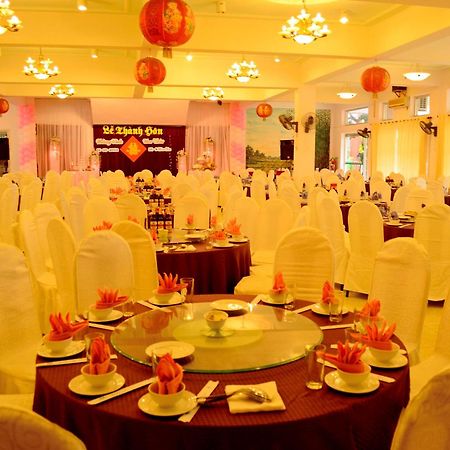 Khach San Huu Nghi Hotel Vinh Ngoại thất bức ảnh