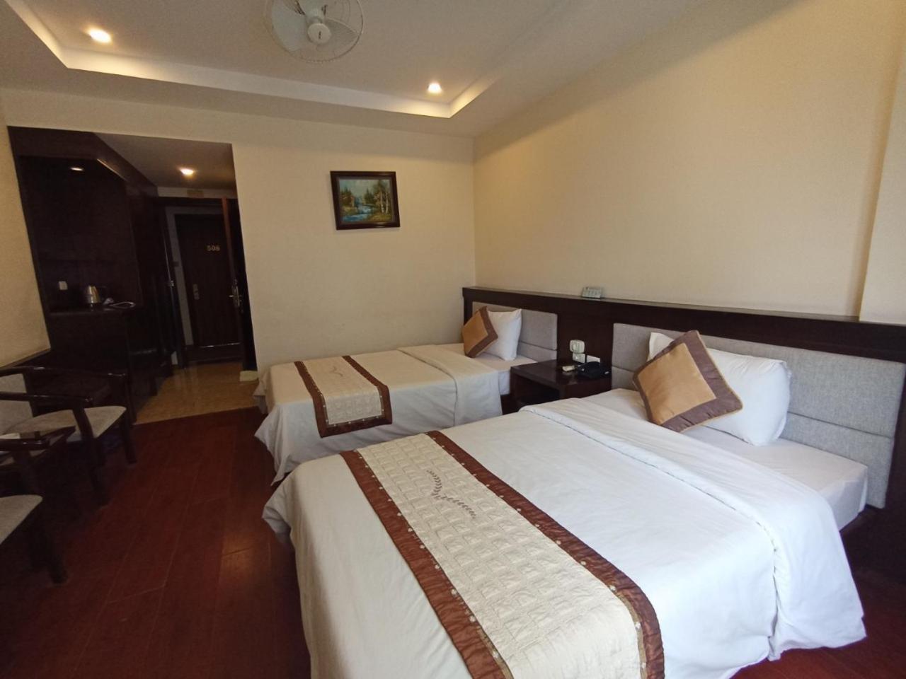 Khach San Huu Nghi Hotel Vinh Ngoại thất bức ảnh